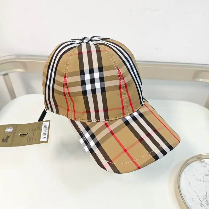 Burberry Cap dx04